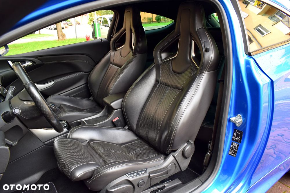 Opel Astra OPC Start/Stop - 31