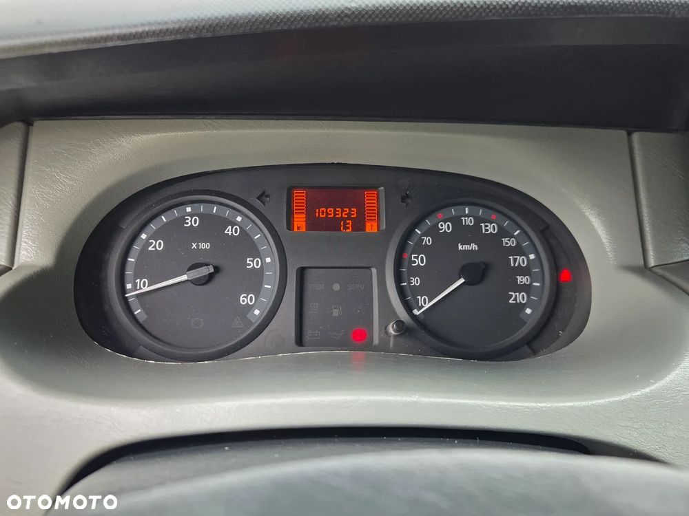Renault Trafic - 30