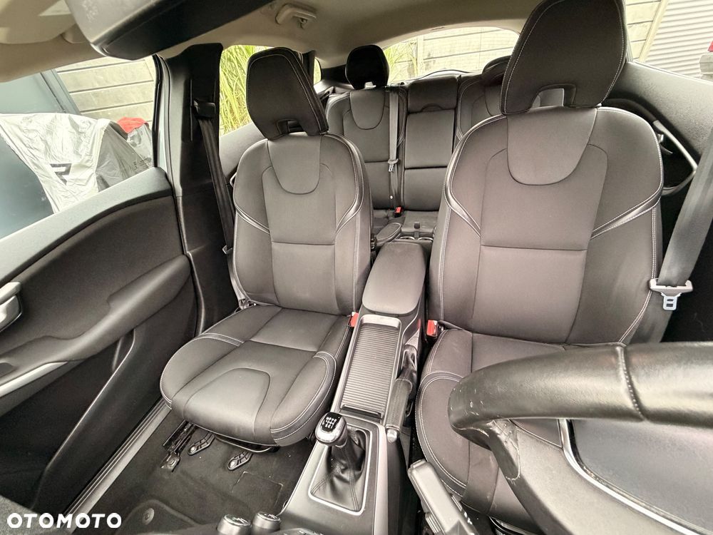 Volvo V40 - 19