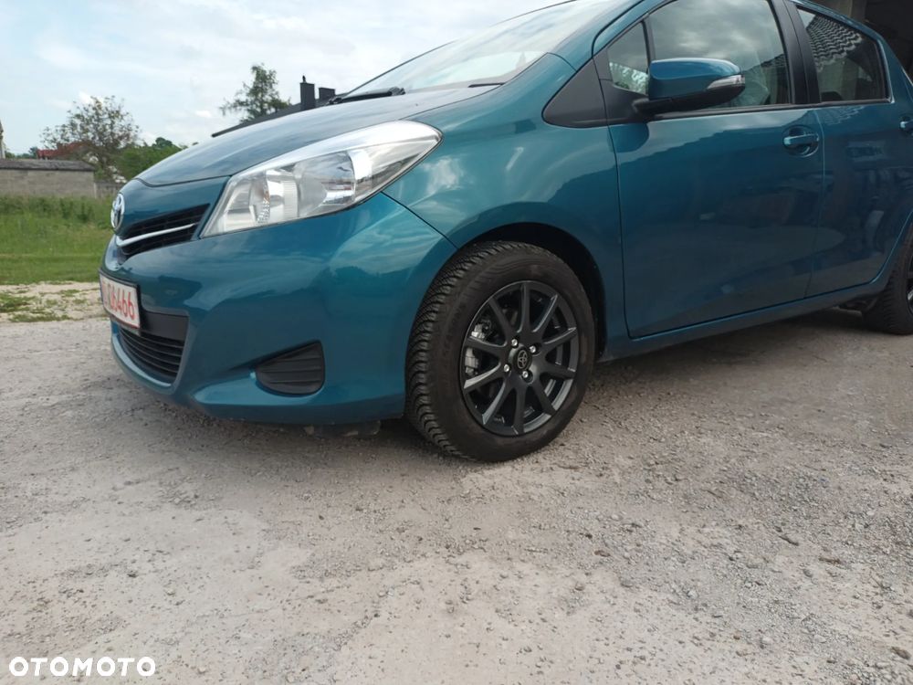 Toyota Yaris 1.33 VVT-i Executive - 1