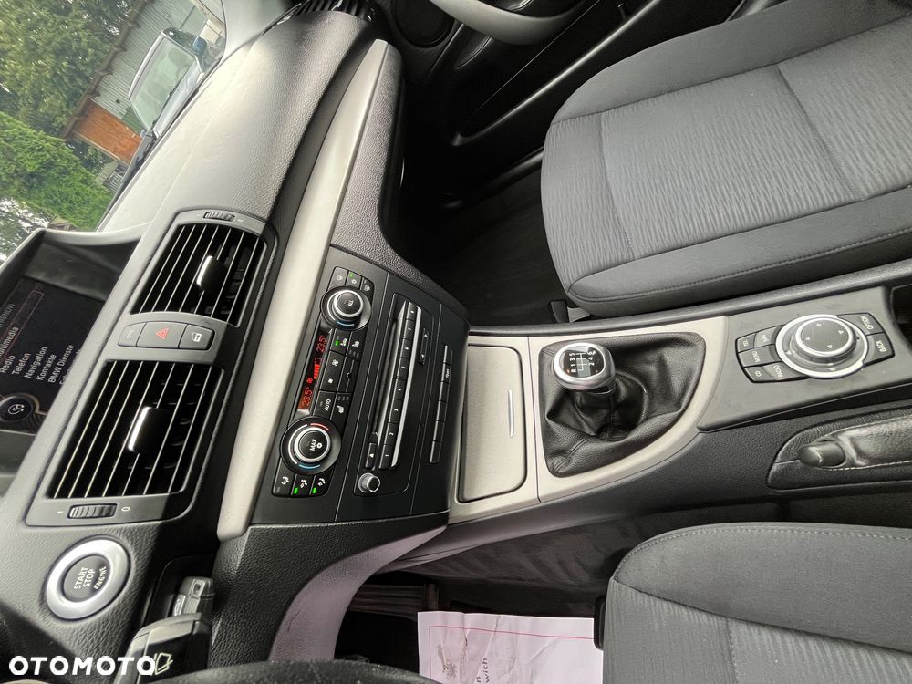 BMW Seria 1 - 38