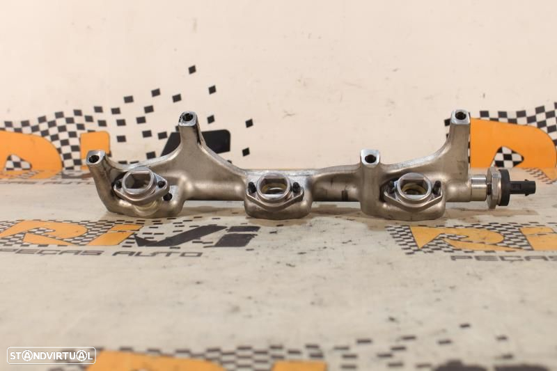 Régua / Rail De Injeção Bmw 1 (F20)  7639975 / 7 639 975 / B38 / B58 - 2