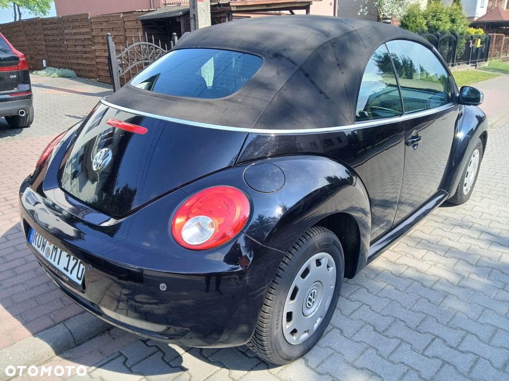 Volkswagen New Beetle 1.6 United - 5