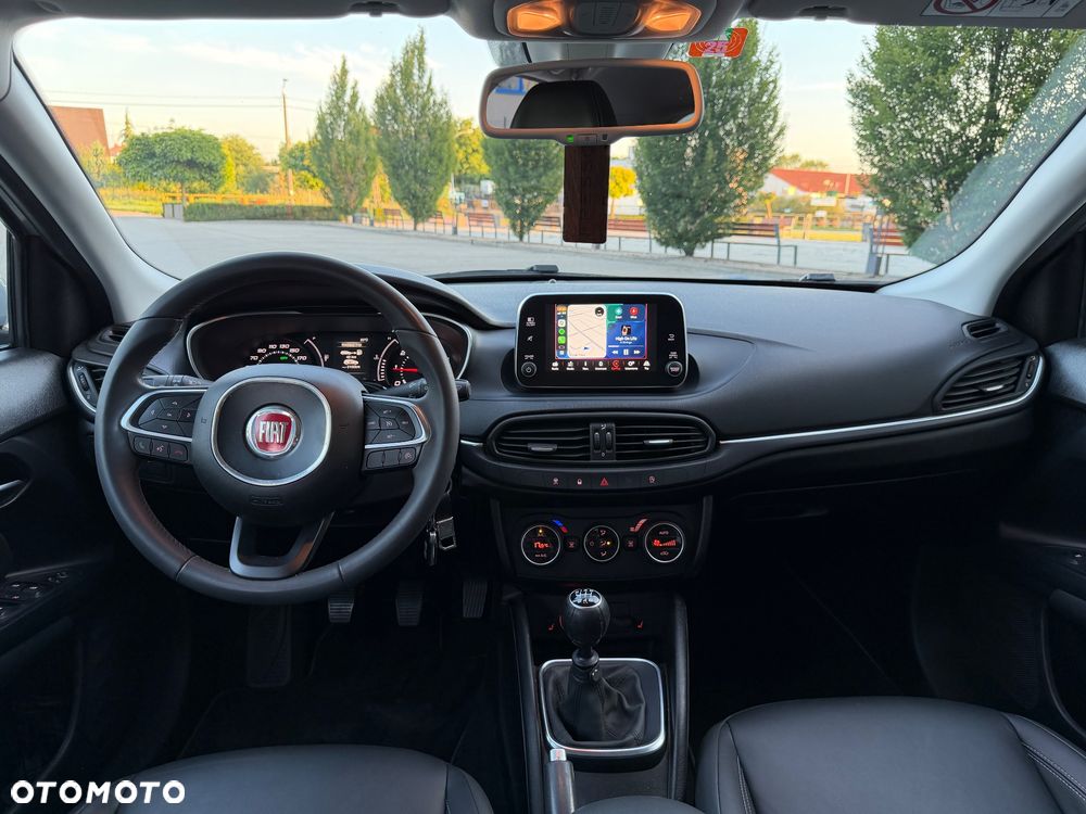 Fiat Tipo 1.4 T-Jet 16v Lounge EU6d - 17