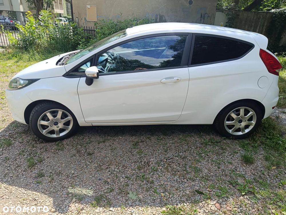 Ford Fiesta - 11