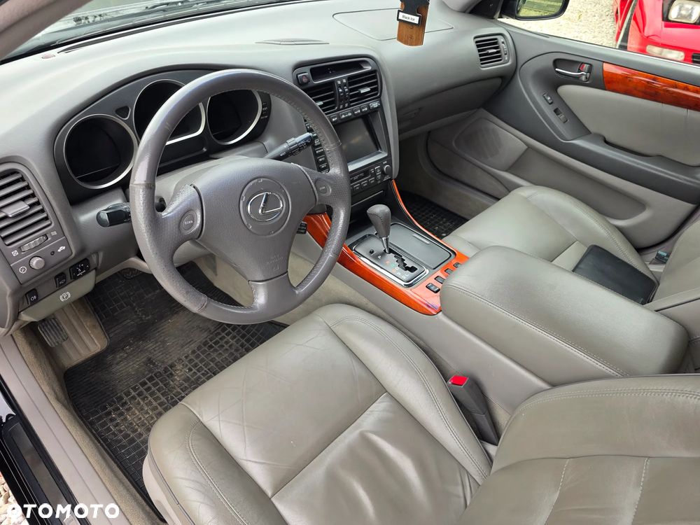 Lexus GS - 25