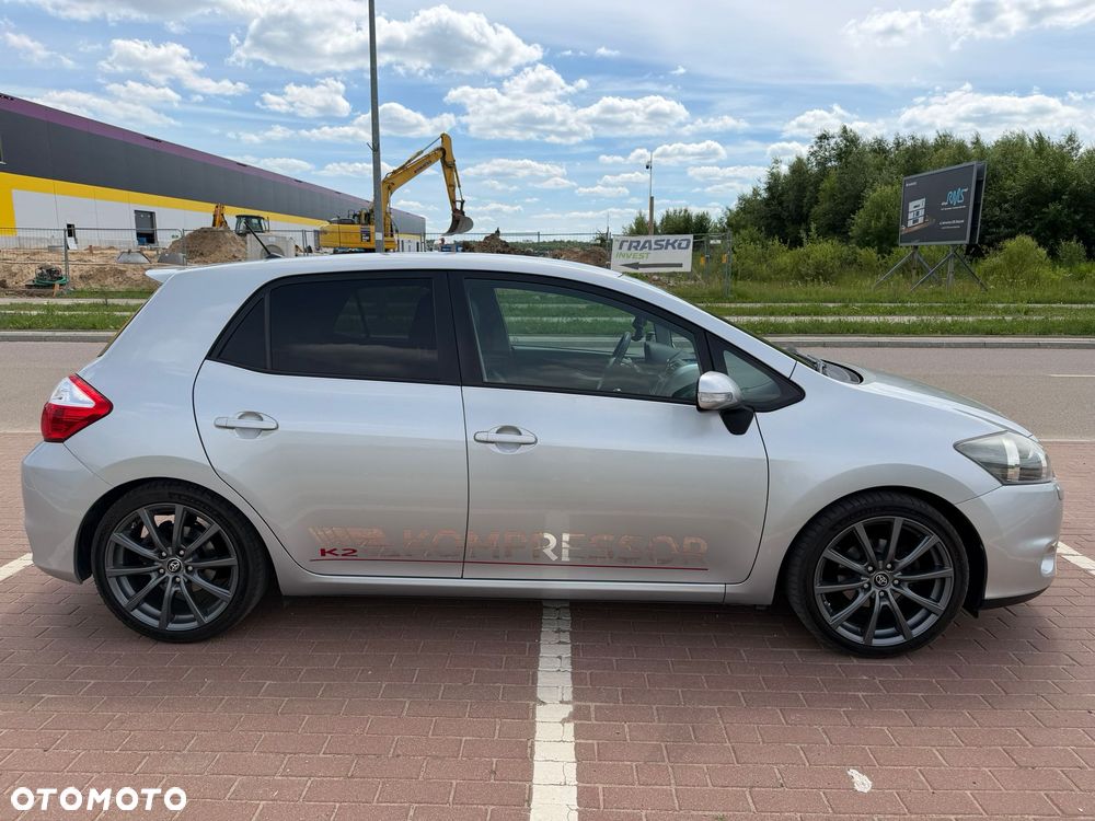Toyota Auris - 17