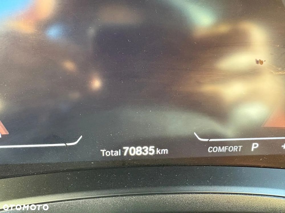 BMW Seria 3 318d Touring Sport Line - 25