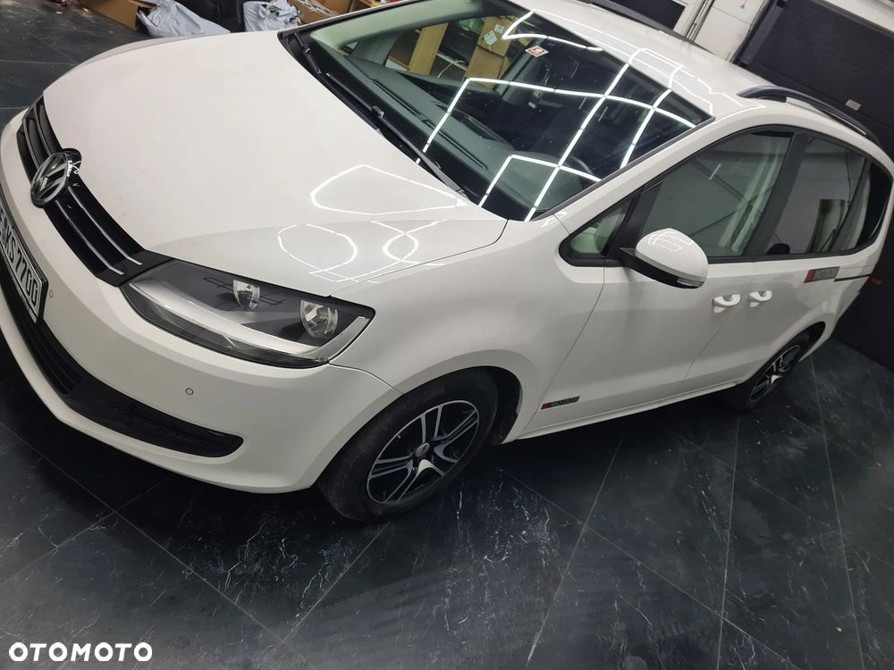 Volkswagen Sharan 2.0 TDI 4MOTION Blue Motion Style - 17