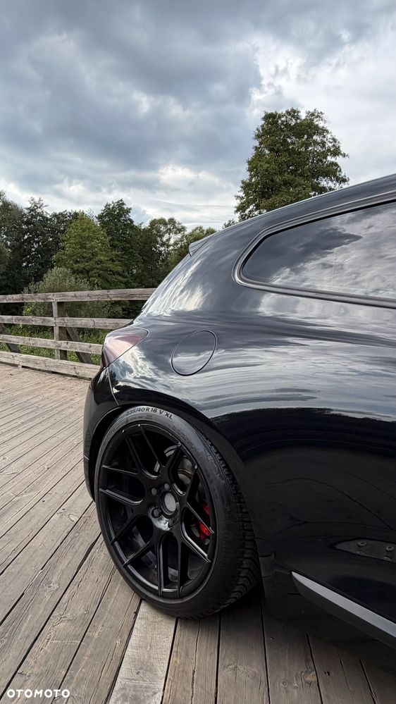 Volkswagen Scirocco 2.0 TDI DSG - 11