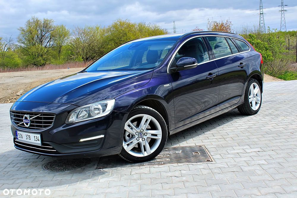 Volvo V60 D2 Geartronic Momentum - 14