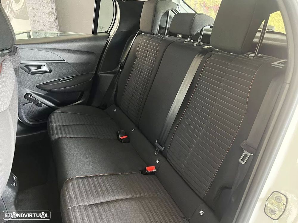 Peugeot e-208 50 kWh Active - 23