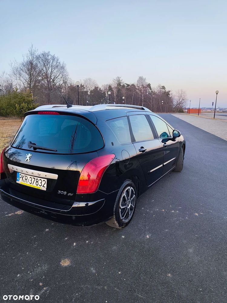 Peugeot 308 2.0 HDi Premium - 16