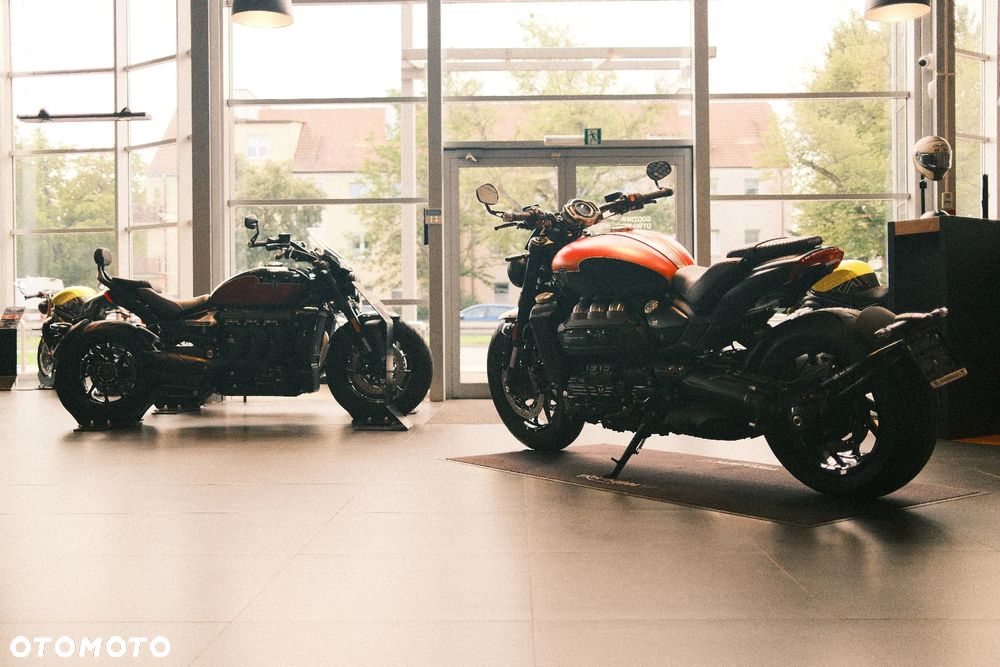 Triumph Rocket - 4