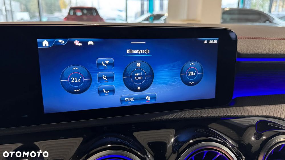 Mercedes-Benz CLA 200 AMG Line 7G-DCT - 21