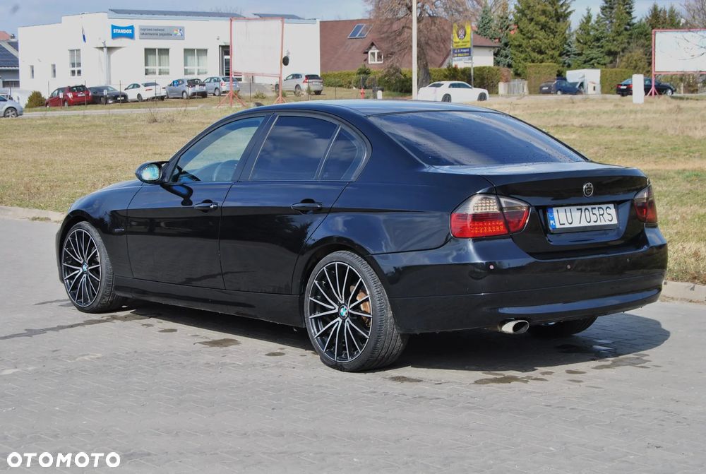 BMW Seria 3 320d - 4