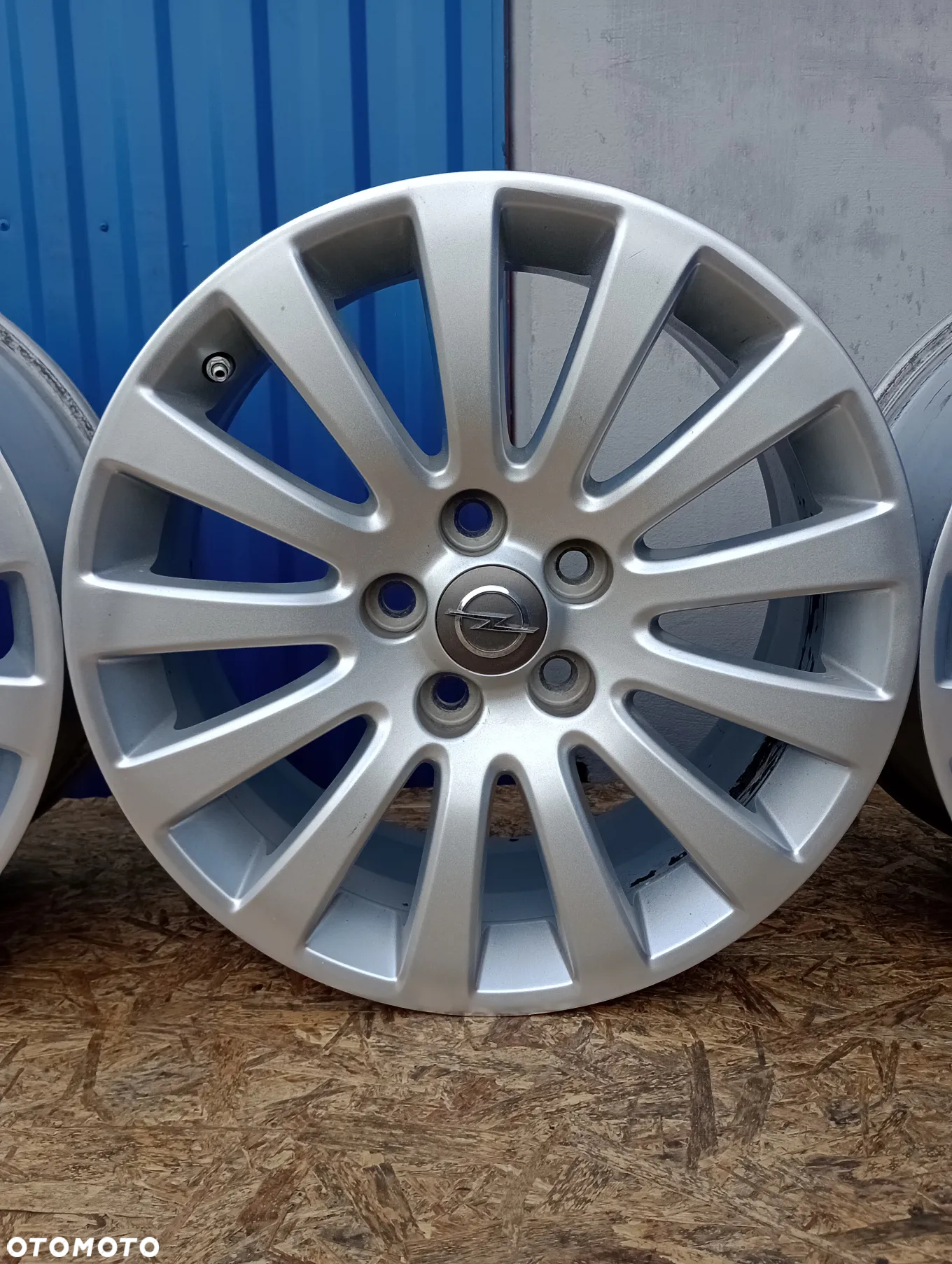 FELGI ALUMINIOWE 5x120 R18 8J ET42 GM TPMS OPEL INSIGNIA - 5