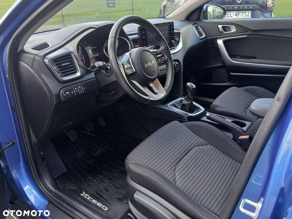 Kia XCeed 1.5 T-GDI M - 18