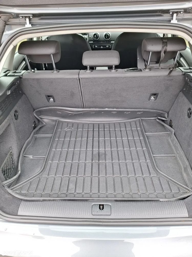Audi A3 1.4 TFSI Ambiente - 13