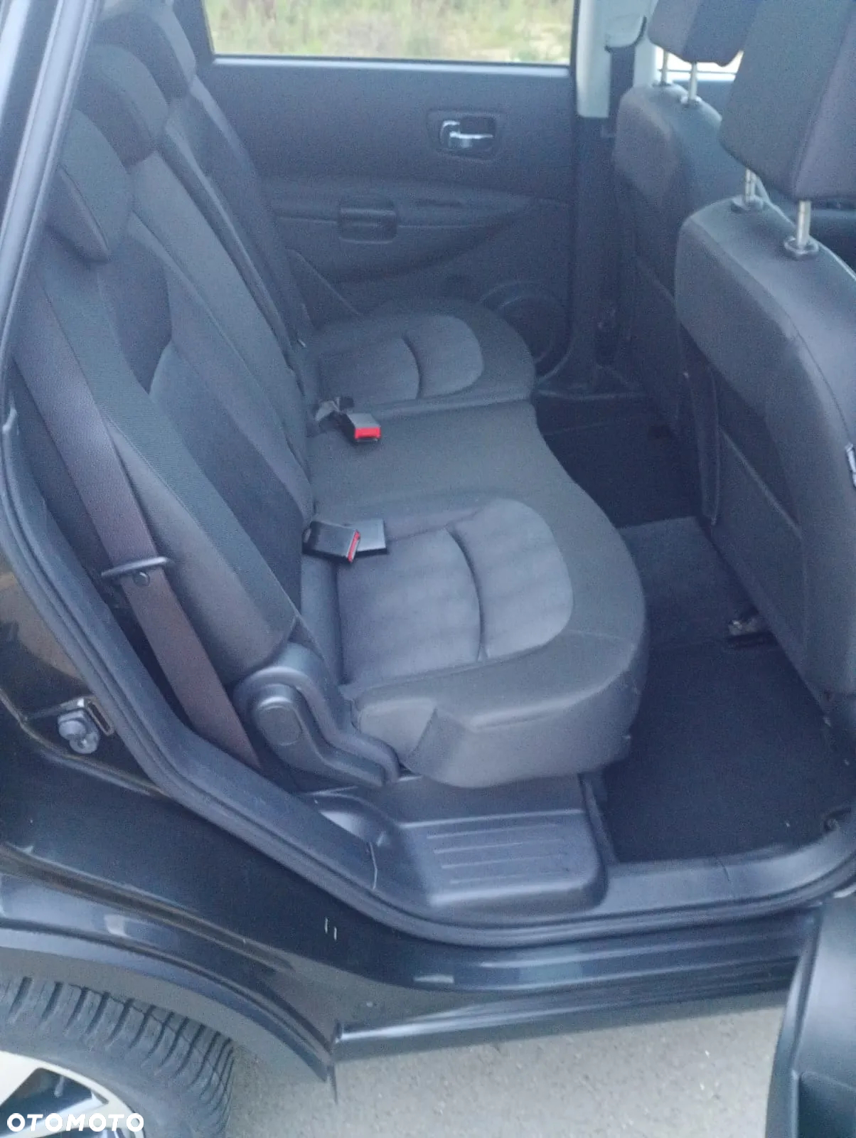 Nissan Qashqai+2 - 12