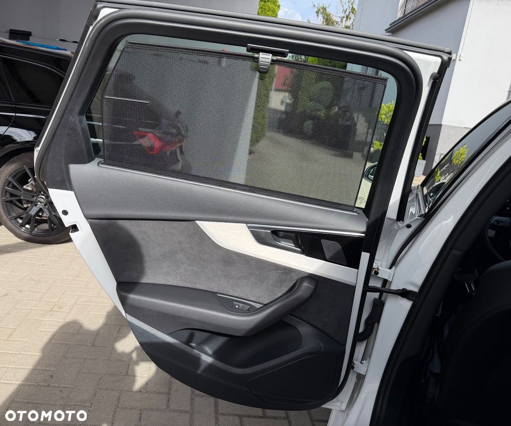 Audi A4 Avant 40 TDI quattro S tronic S line - 35