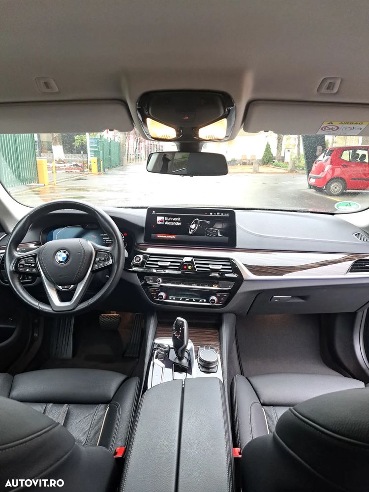 BMW Seria 5 520d xDrive AT MHEV - 11