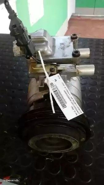 COMPRESSOR AR CONDICIONADO HYUNDAI ELANTRA 2001 -977012D500AT - 2
