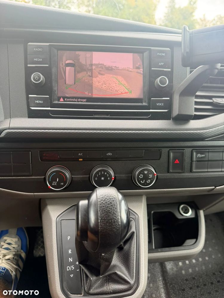 Volkswagen TRANSPORTER 6.1 - 12