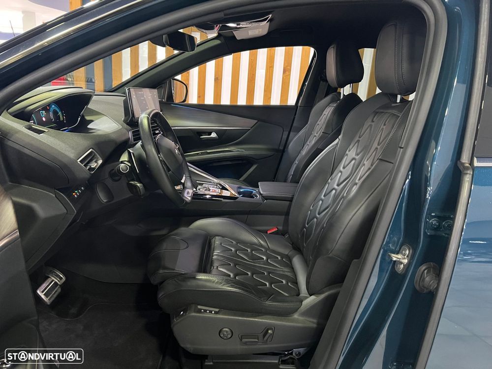 Peugeot 3008 1.6 Hybrid GT Pack e-EAT8 - 11