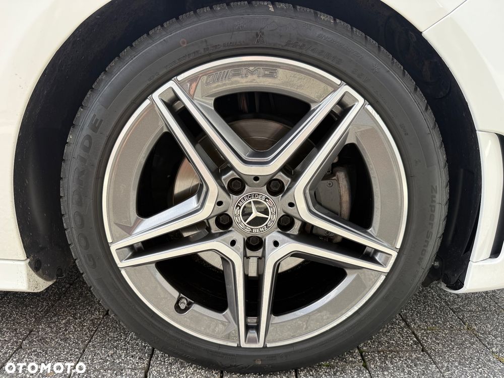 Mercedes-Benz Klasa A 180 7G-DCT AMG Line - 27