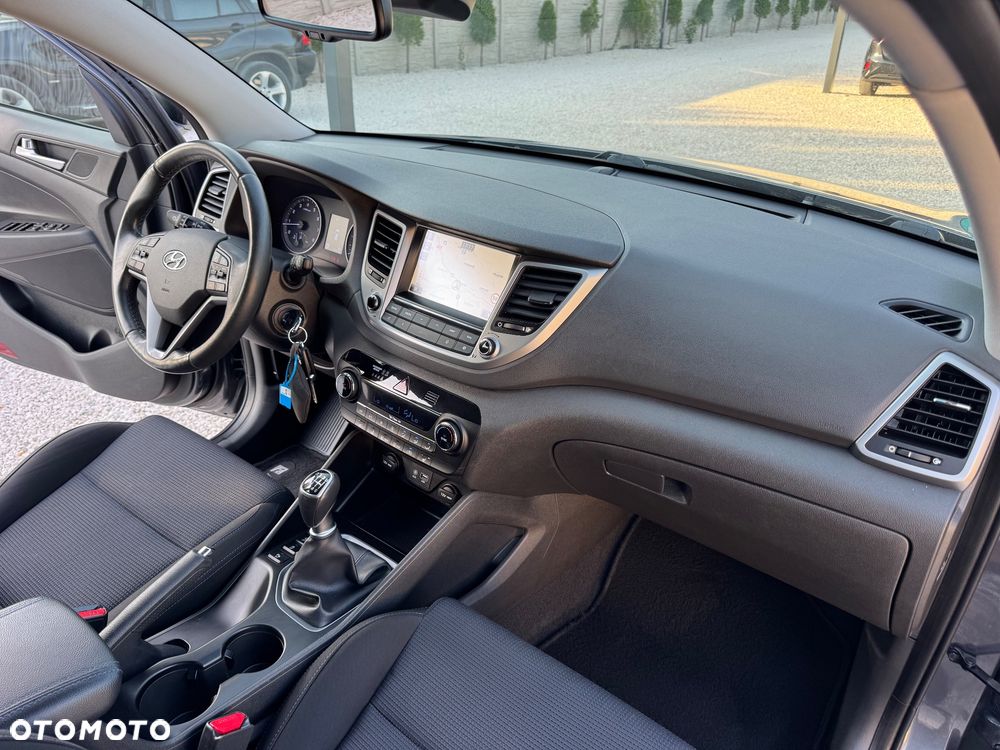 Hyundai Tucson blue 1.6 GDi 2WD Intro Edition - 35