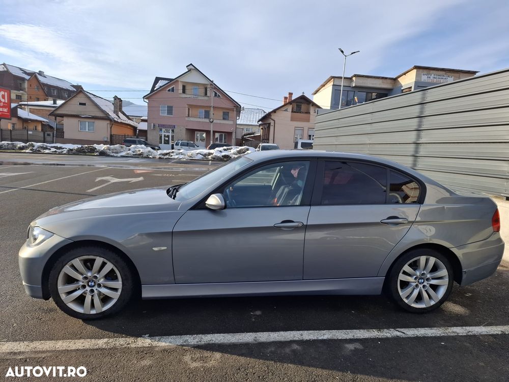BMW Seria 3 320d DPF Aut. - 4