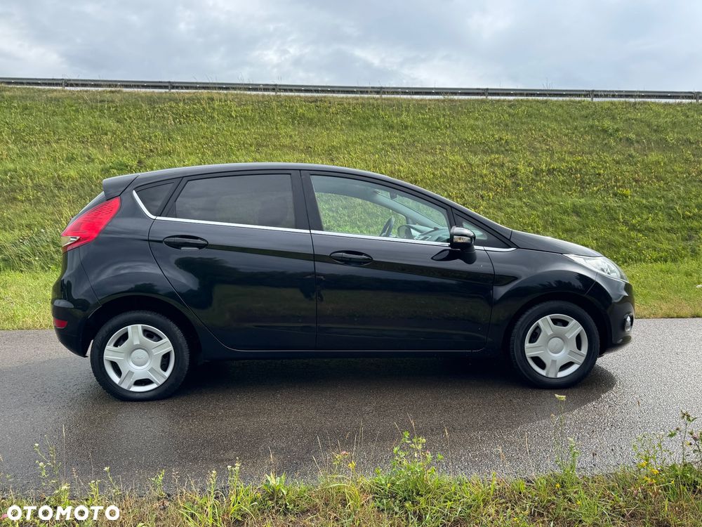 Ford Fiesta 1.25 Champions Edition - 9
