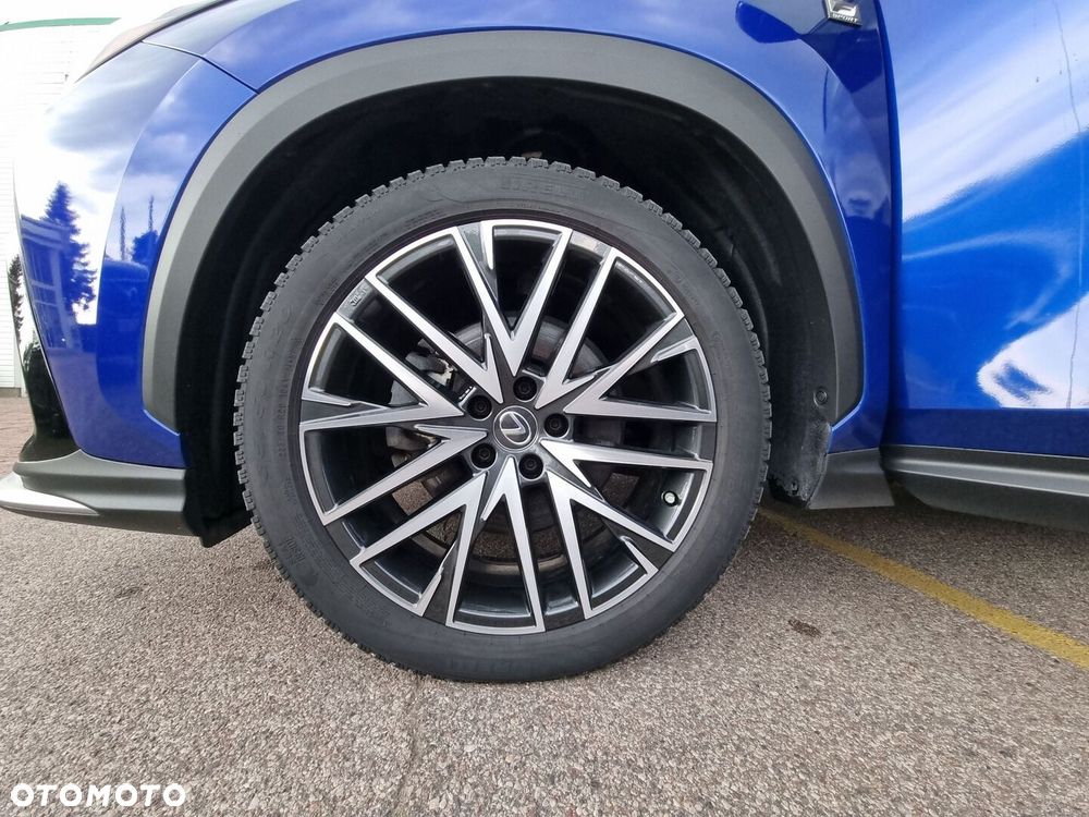 Lexus NX 350h F Sport AWD - 28