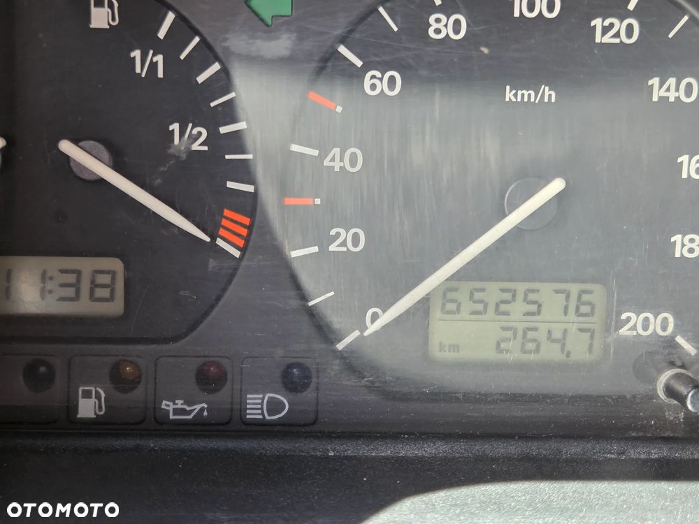 Volkswagen Transporter - 9