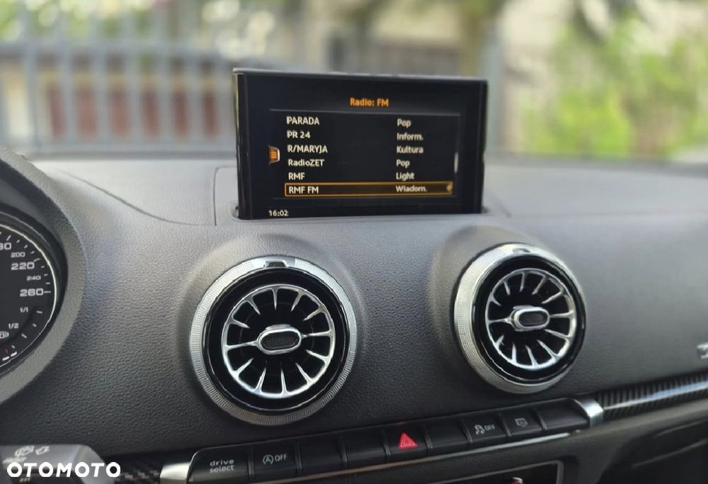 Audi A3 Limousine 1.6 TDI S tronic design - 18