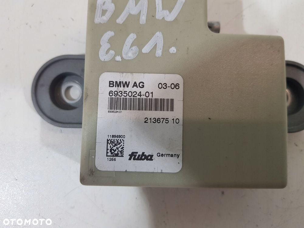 MODUŁ WZMACNIACZ ANTENY BMW E60 E61 E90 6935024 - 2