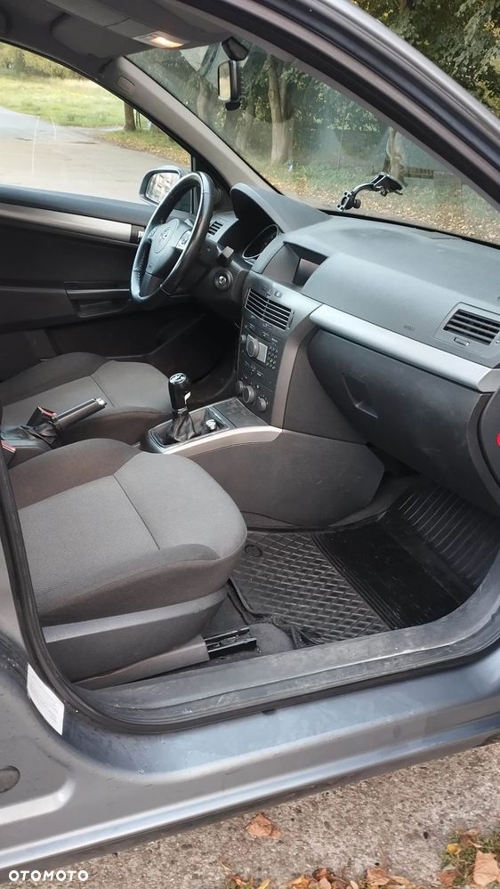 Opel Astra 1.7 CDTI Enjoy - 17