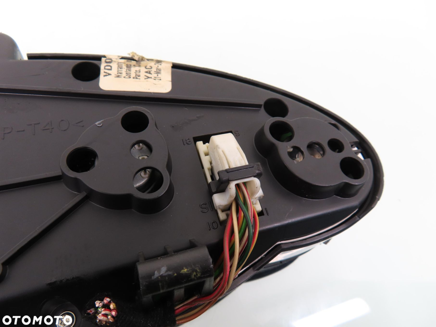LICZNIK ROVER 75 RJ 2.0 CDT 116 - 204D2 YAC112401 11008878020 - 3