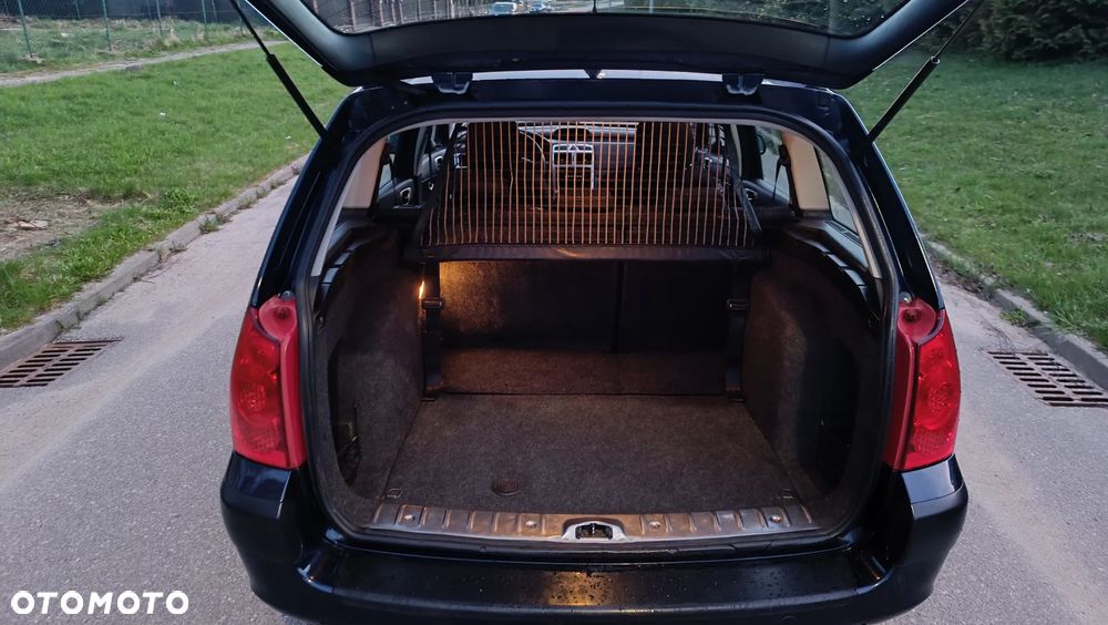 Peugeot 307 HDi Break 110 Premium - 16