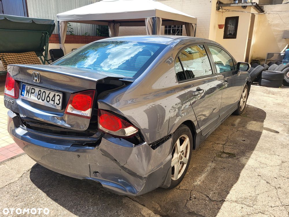 Honda Civic - 4