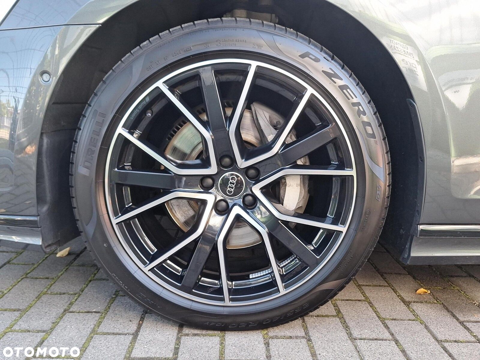 Audi A8 - 17