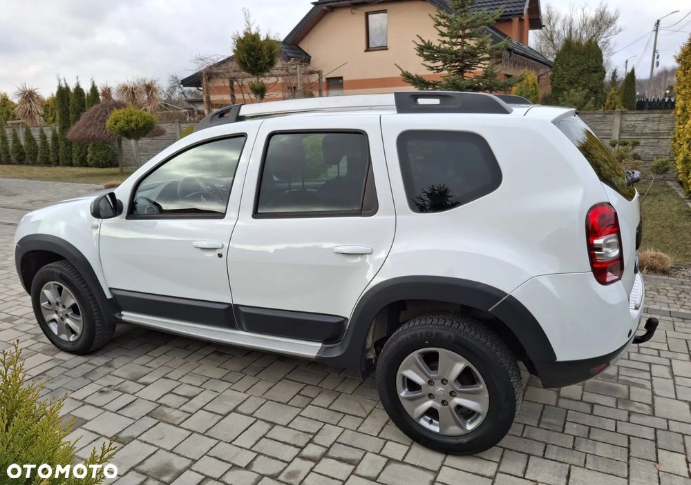 Dacia Duster 1.6 16V 105 4x2 Prestige - 3
