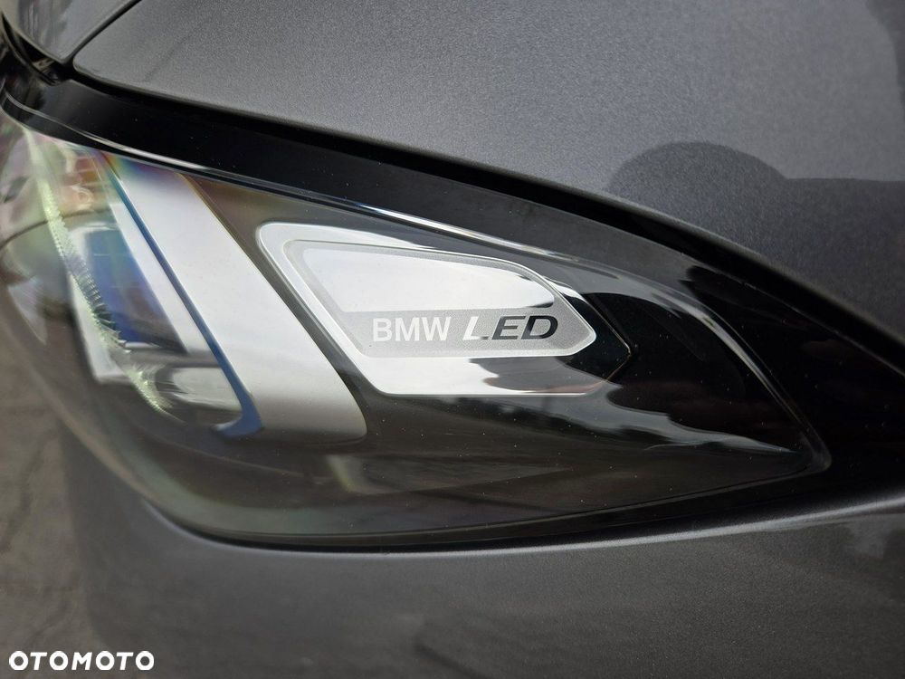 BMW Seria 3 M340i xDrive sport - 12