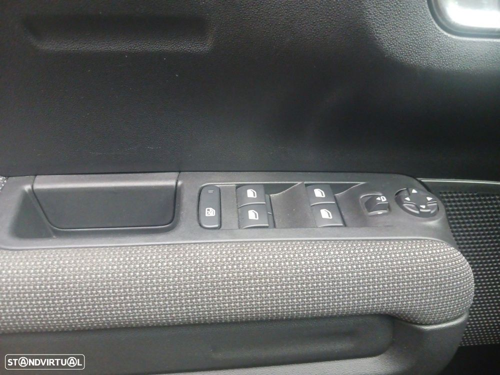 Citroën C3 Aircross 1.2 PureTech Plus - 25
