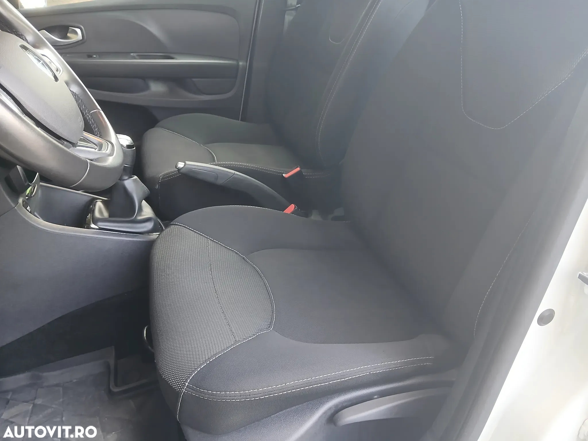 Renault Clio Estate Energy TCe Zen - 8