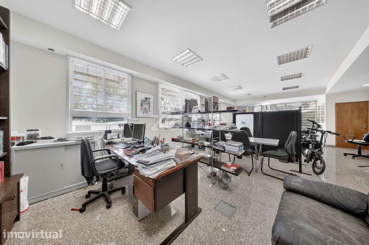 Espaço comercial junto ao IKEA de Alfragide - Grande imagem: 4/16