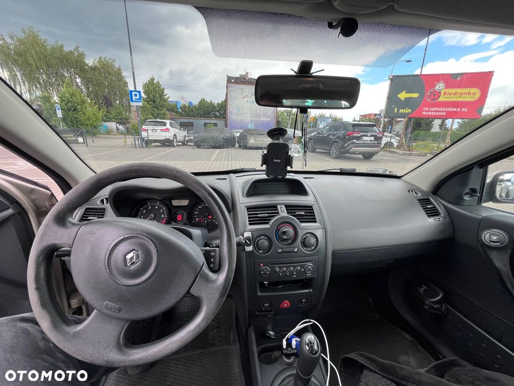 Renault Megane 1.4 16V Authentique - 11