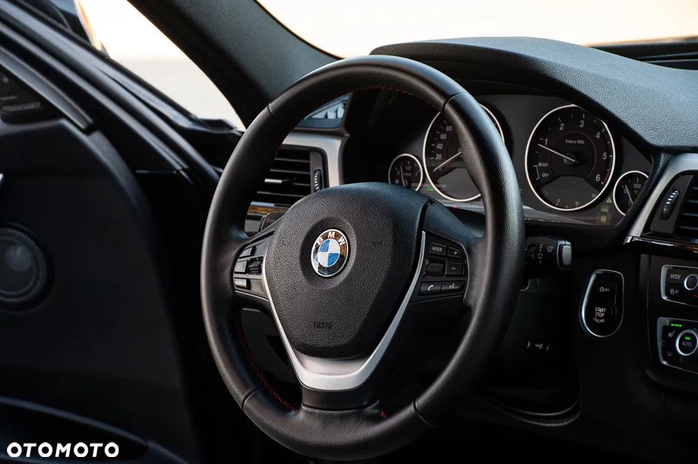 BMW Seria 3 320d M Sport Edition - 34