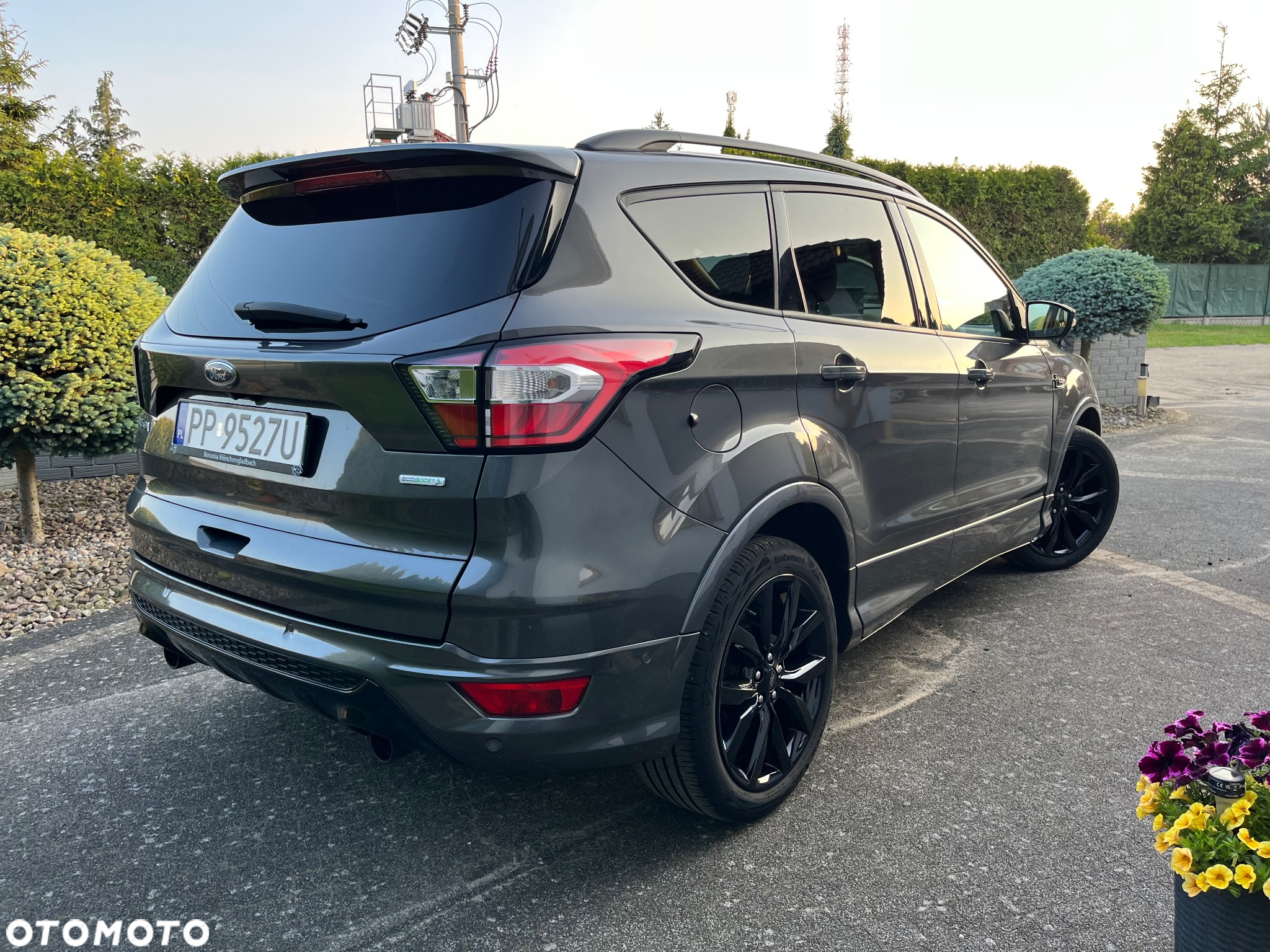Ford Kuga 1.5 EcoBoost 2x4 ST-Line - 8
